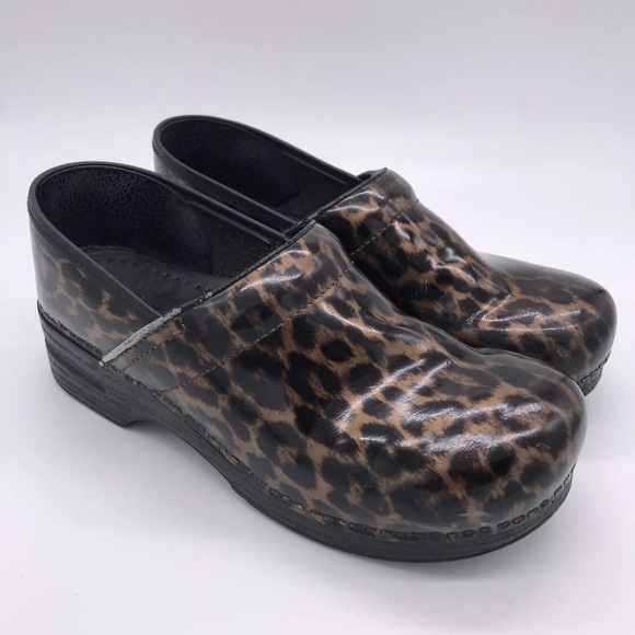 dansko leopard print clogs